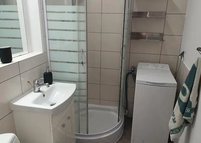 W Lodzi, Energetykow 1 * Łódź